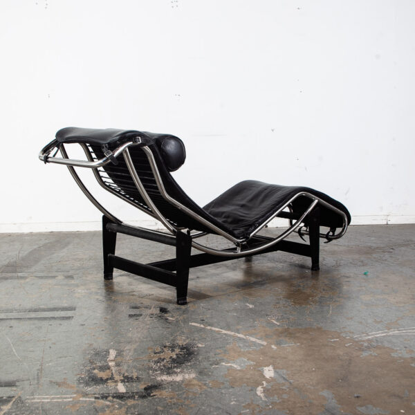 Mid Century Modern Chaise Lounge Chair Black Leather Le Corbusier Vintage LC4 - Image 2