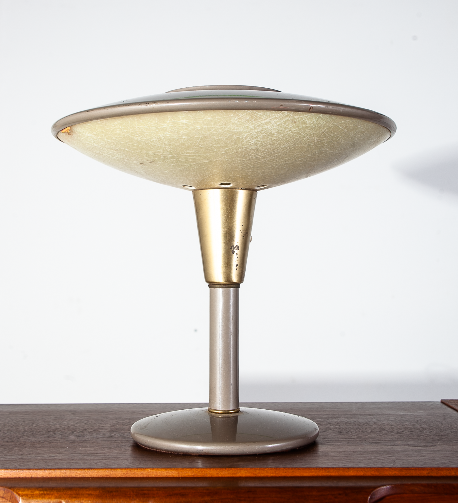 Mid Century Modern Table Lamp Dazor 2055 Fiberglass Working Lighting Light Grey - Image 5