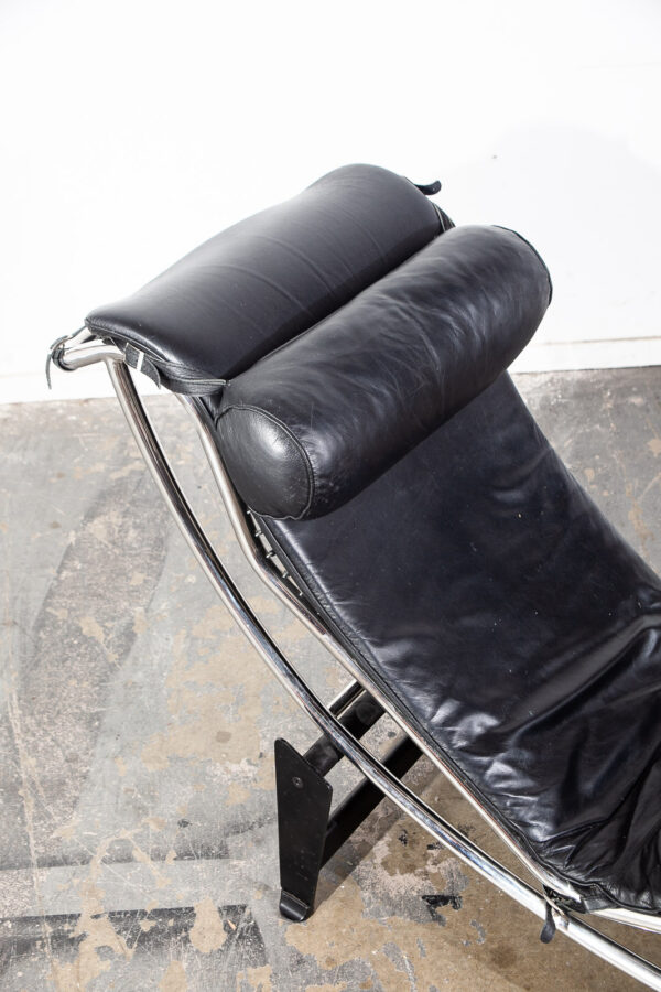 Mid Century Modern Chaise Lounge Chair Black Leather Le Corbusier Vintage LC4 - Image 8