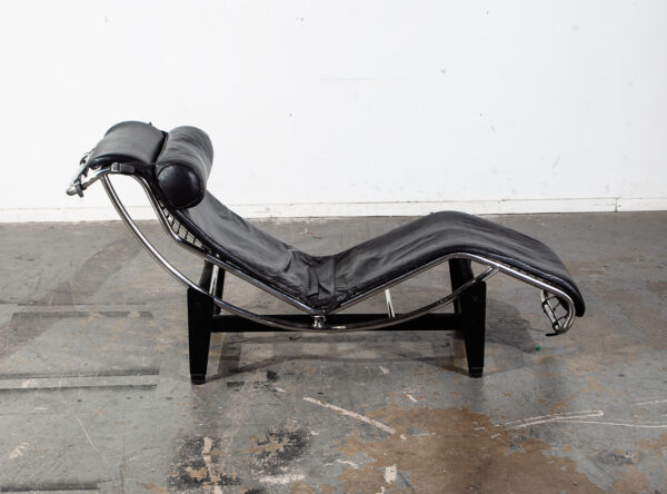 Mid Century Modern Chaise Lounge Chair Black Leather Le Corbusier Vintage LC4 - Image 5
