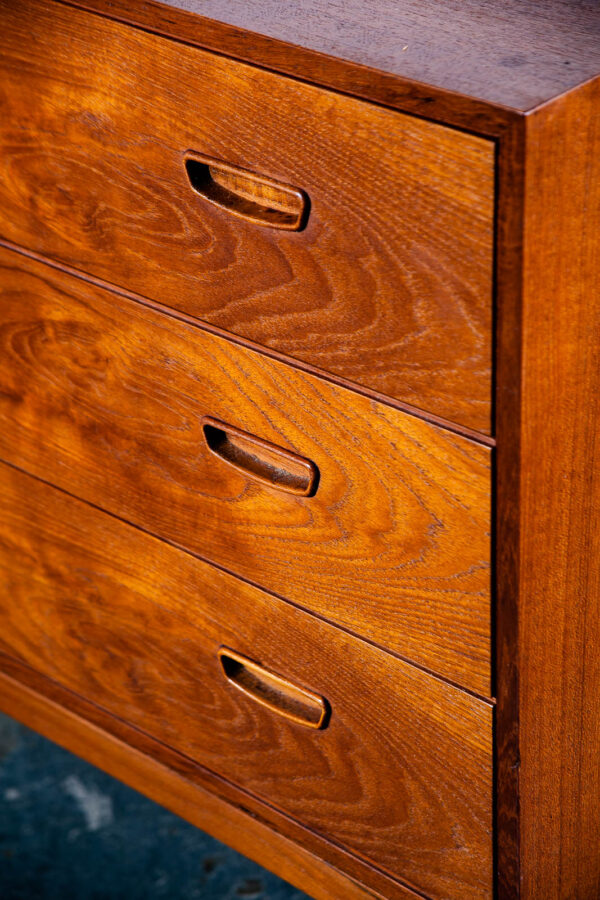 Mid Century Danish Modern Chest Drawers Dresser Teak Arne Wahl Iversen Denmark 3 Compact Small - Image 11