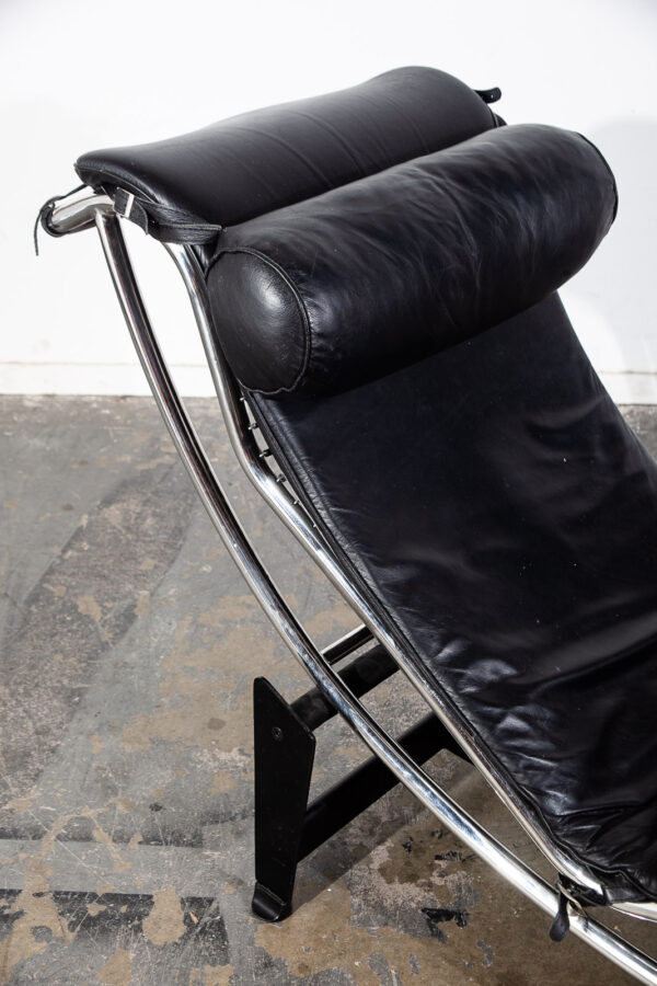 Mid Century Modern Chaise Lounge Chair Black Leather Le Corbusier Vintage LC4 - Image 7