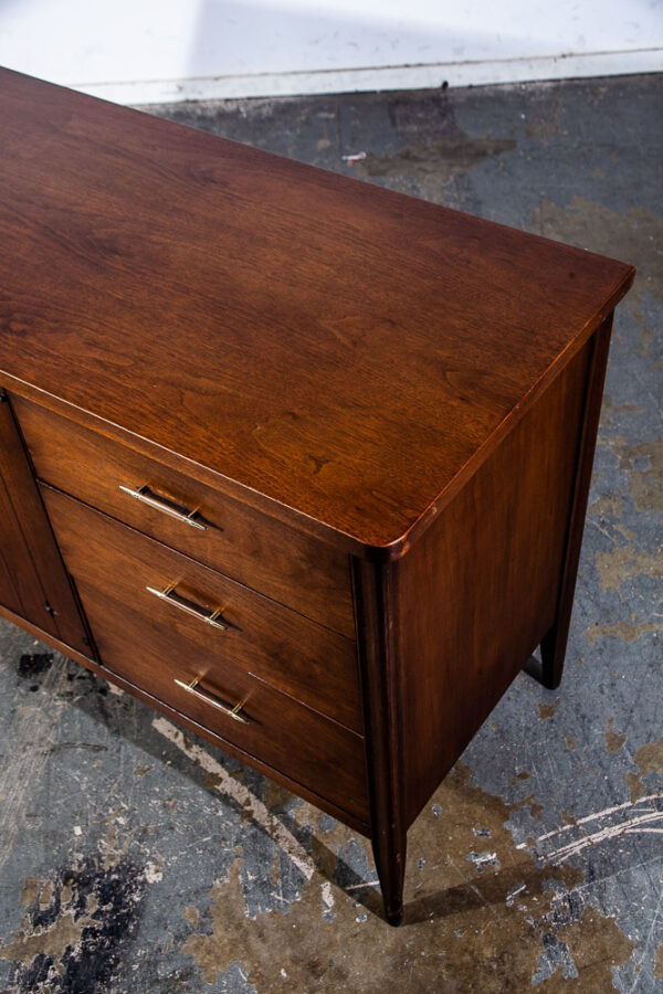 Mid Century Modern Dresser Credenza Broyhill Saga Wide 9 Drawer Walnut Solid Mcm - Image 6