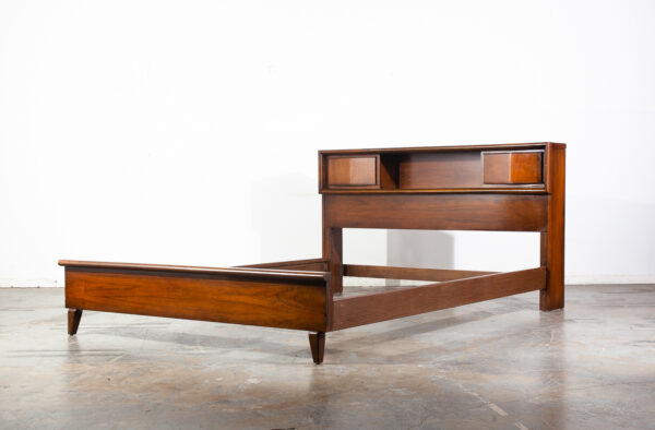 Mid Century Modern United Furniture Diamond Walnut Queen Bed Frame Storage MCM