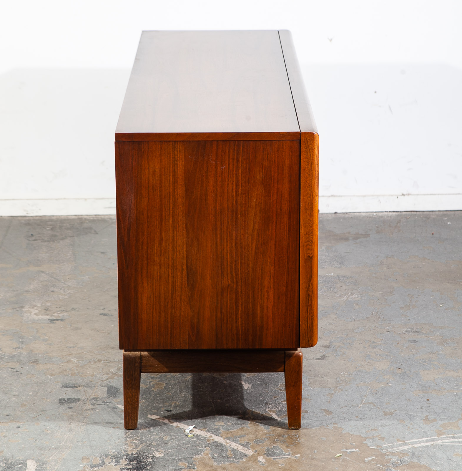 Mid Century Modern Dresser Credenza Diamond United Furniture 9 Drawer Vintage NM - Image 8