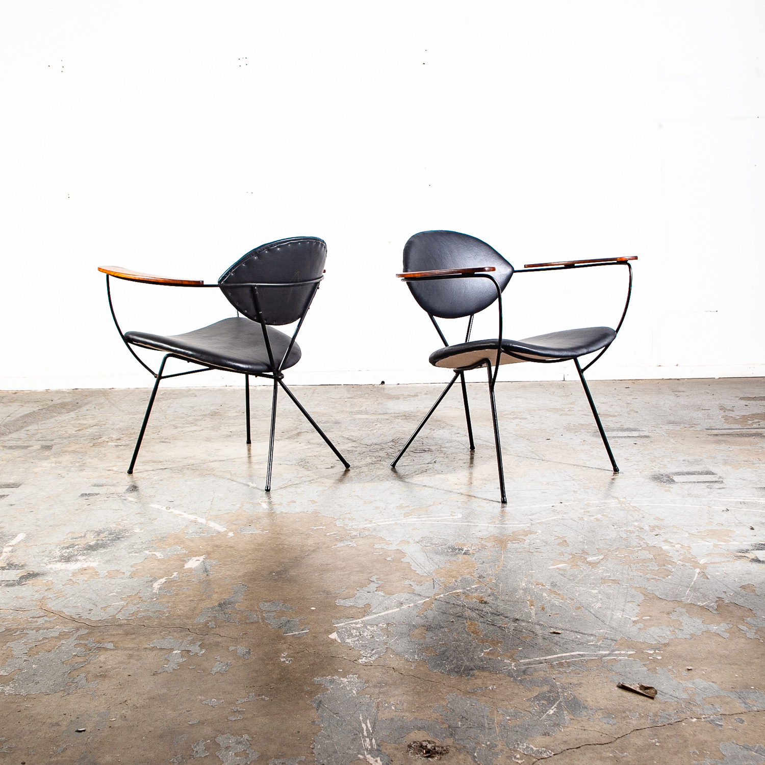 Mid Century Modern Lounge Chairs Pair Joseph Cicchelli Reilly Wolff
