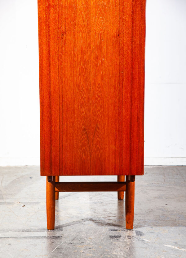 Mid Century Danish Modern Highboy Dresser Borge Mogensen Soborg Teak 7 Drawer - Image 4