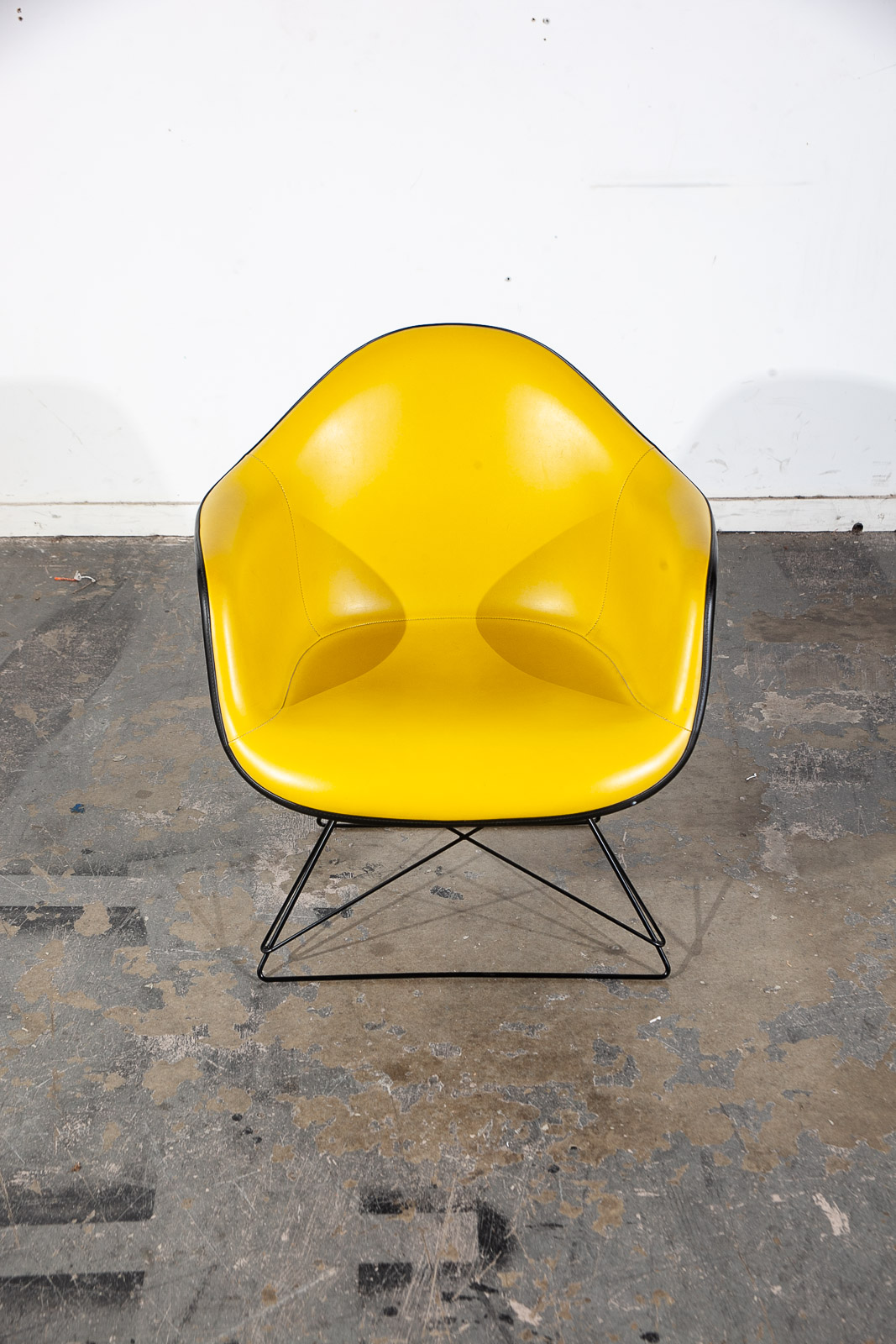 Mid century modern Lounge Chair Herman Miller Lemon Yellow Black White Cats Cradle Mcm Fiberglass - Image 5