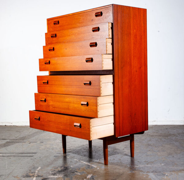 Mid Century Danish Modern Highboy Dresser Borge Mogensen Soborg Teak 7 Drawer - Image 3