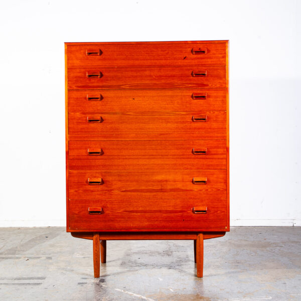 Mid Century Danish Modern Highboy Dresser Borge Mogensen Soborg Teak 7 Drawer
