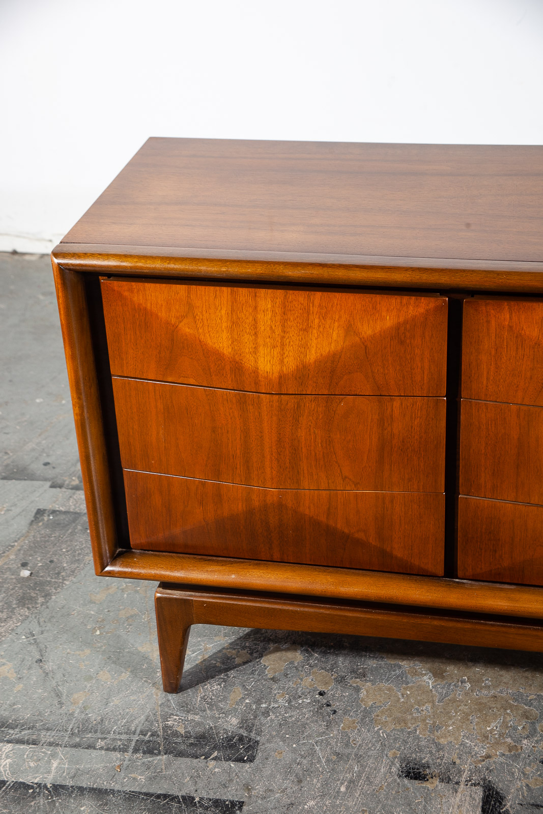 Mid Century Modern Dresser Credenza Diamond United Furniture 9 Drawer Vintage NM - Image 6