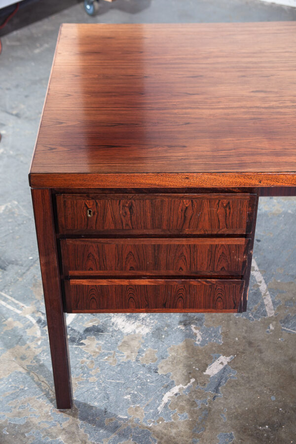 Mid Century Danish Modern Desk Executive Gunni Omann Jun 77 Brazilian Rosewood Large Mcm - Image 5