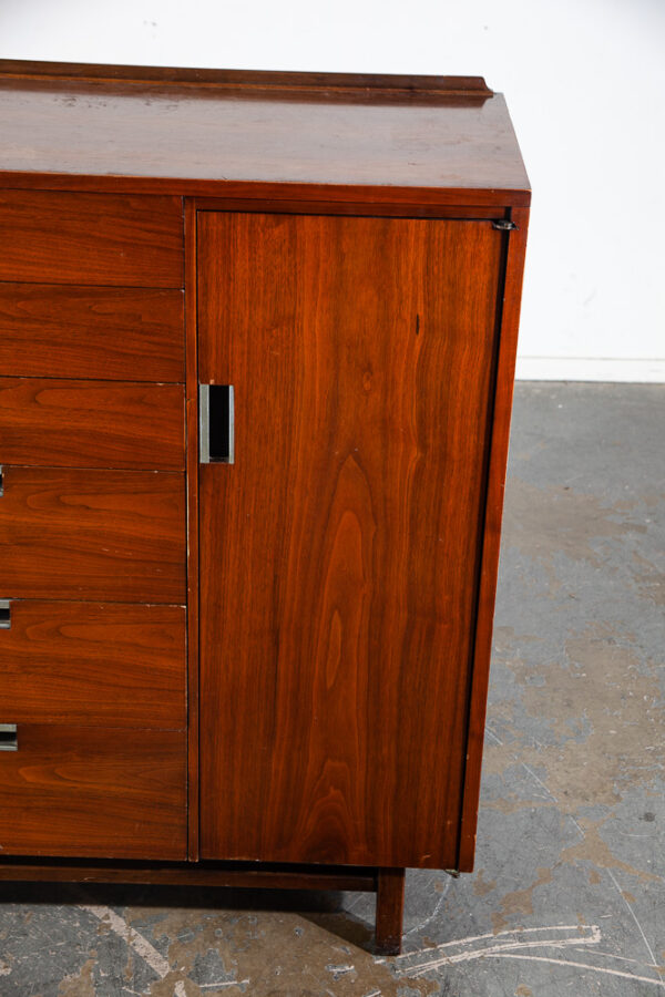 Mid Century Modern Dresser Gentleman's Chest Founders Walnut Drexel Vintage - Image 8
