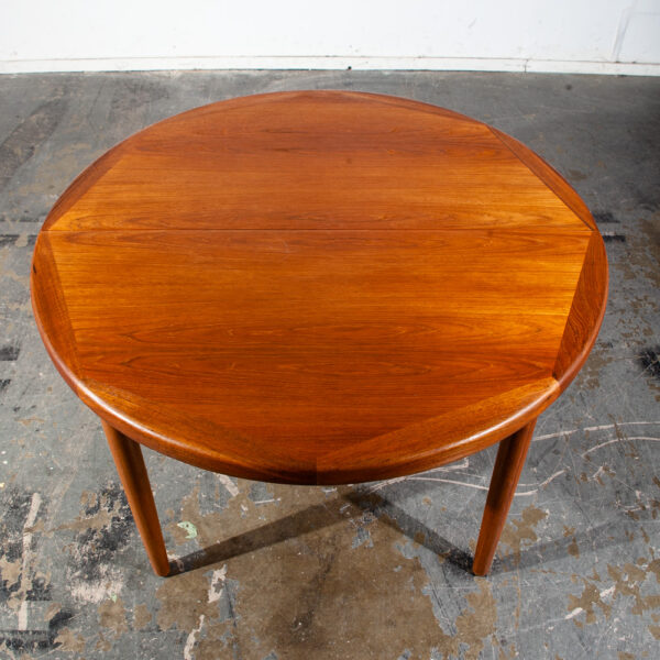 Mid Century Danish Modern Dining Table Round Teak Vejle Stole Expanding Leaf x2 MCM Restored Demark Kitchen Vintage - Image 6