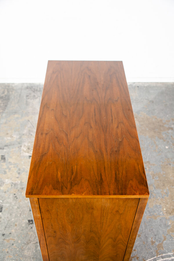 Mid Century Modern Highboy Dresser Paul Mccobb Calvin Furniture Co. Walnut 6 Drawer Vintage Metal - Image 4