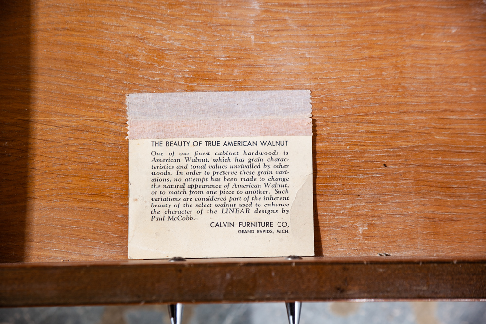 Mid Century Modern Nightstand End Tables Pair Paul McCobb Calvin Linear Walnut - Image 9