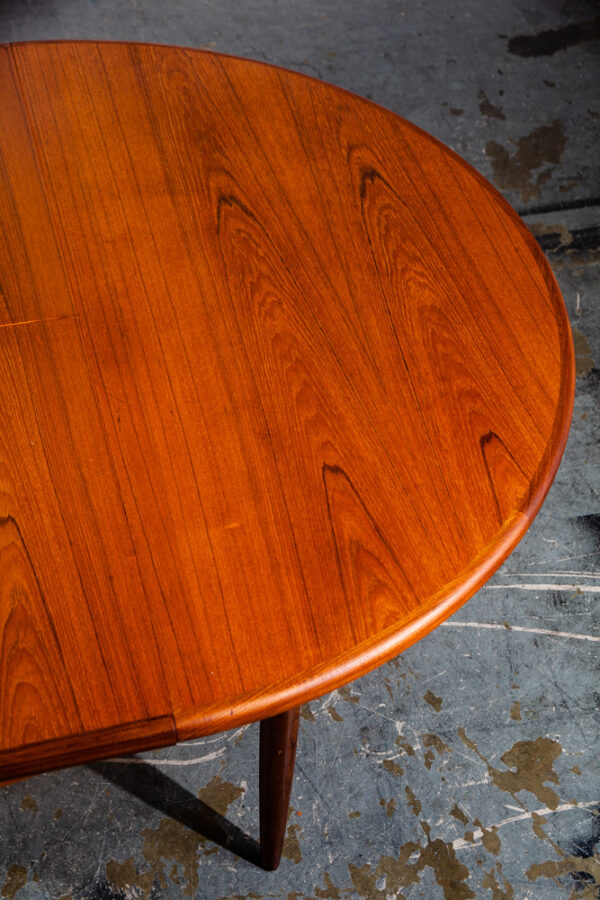 Mid Century Danish Modern Dining Table G plan Ib Kofod Larsen Oval Teak Fresco Accordion Leaf Extension - Image 9