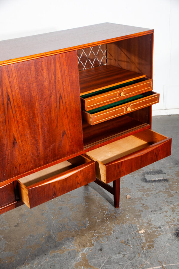 Mid Century Danish Modern Sideboard Credenza Hutch Teak Forsigtig Denmark Storag - Image 6