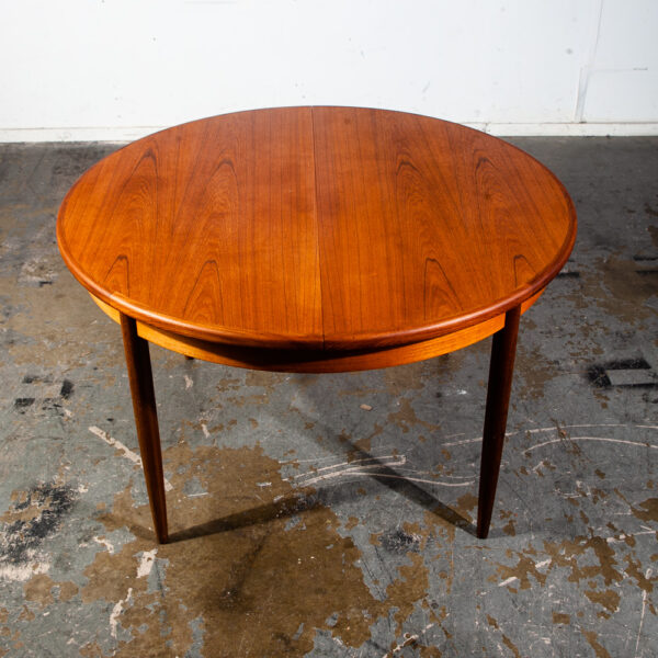 Mid Century Danish Modern Dining Table G plan Ib Kofod Larsen Oval Teak Fresco Accordion Leaf Extension