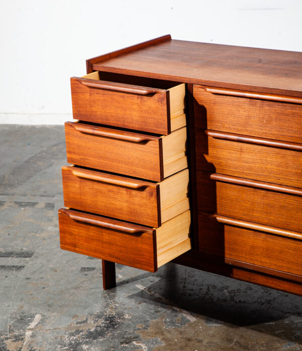 Mid Century Modern Dresser Credenza 12 Drawer Large Solid Walnut Danish Denmark Vintage - Image 10