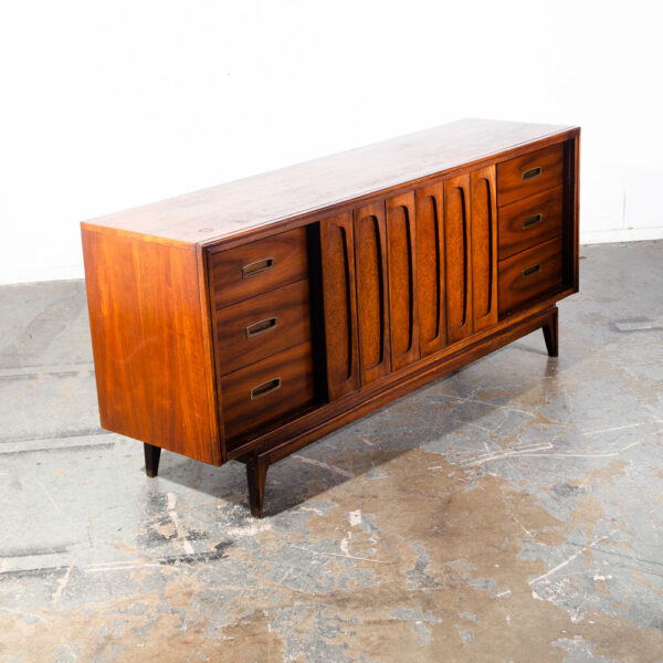 Mid Century Modern Dresser Credenza Kent Coffey 9 Drawer Sculpted Walnut Vintage Danish Large Wide Media Sliding Doors - Image 4
