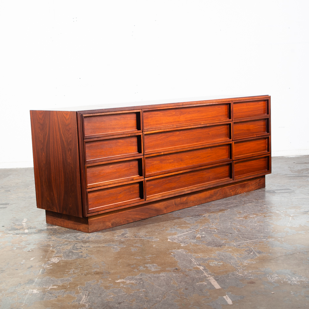 Mid Century Modern Dresser Credenza 12 Drawer Brown Saltman Walnut John Keal Mcm Danish Wide Media