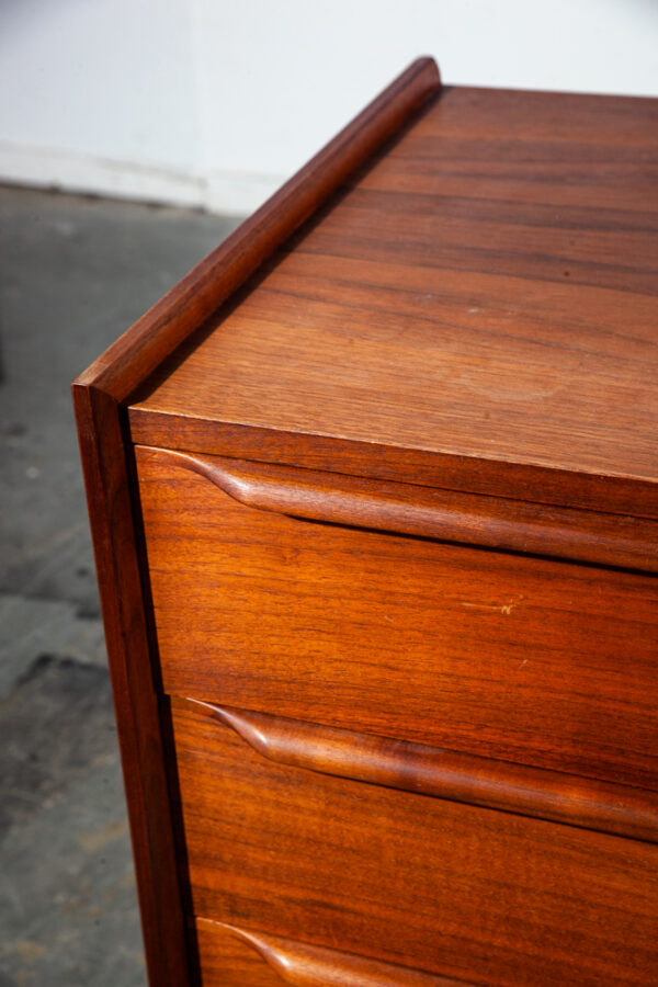 Mid Century Modern Dresser Credenza 12 Drawer Large Solid Walnut Danish Denmark Vintage - Image 7