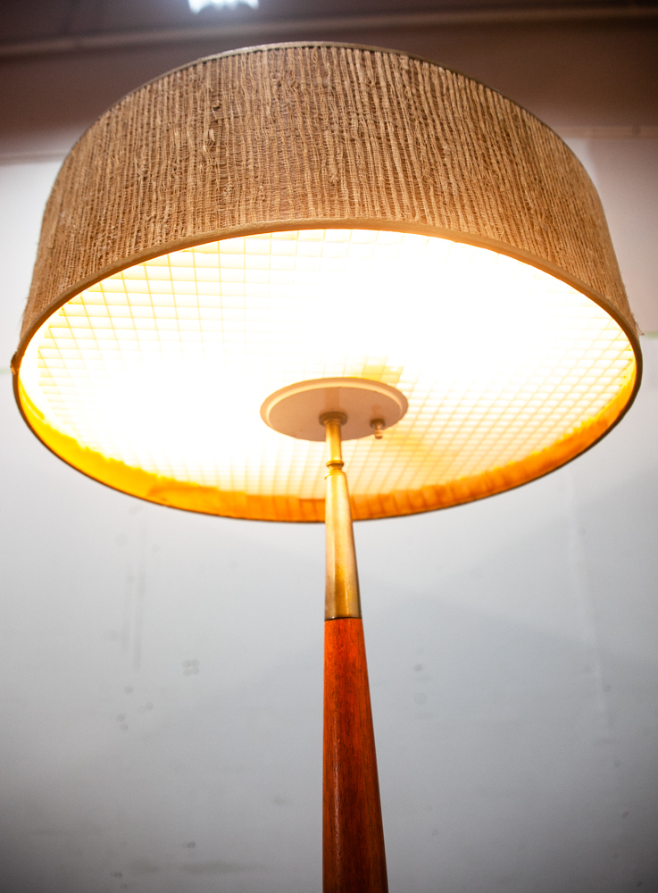 Mid Century Modern Table Lamp Tommi Parzinger Stiffel Wood 3 Light Lighting Mcm Round Large Tall Solid Walnut Metal Lightolier - Image 8