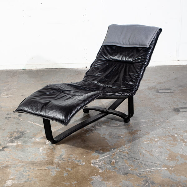 Mid Century Danish Modern Lounge Chair Chaise Black Leather Westnofa Reversible - Image 9