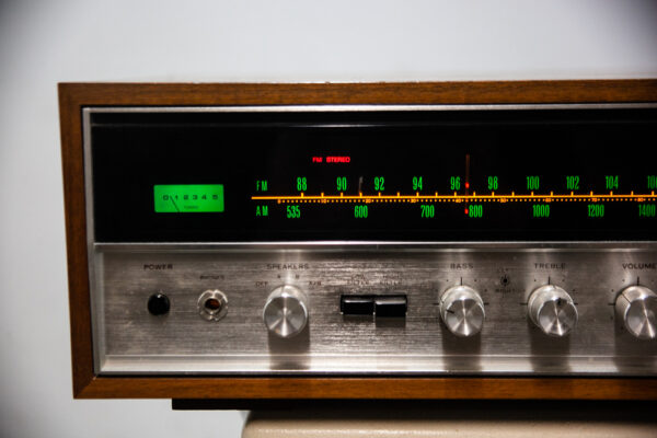 Vintage Sansui Reciever 2000X Solid State Wood Case Stereo Tuner Amplifier Amp Wood Walnut Case Working / Tested - Image 3