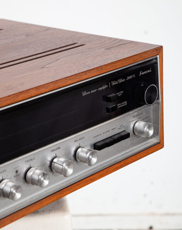 Vintage Sansui Reciever 2000X Solid State Wood Case Stereo Tuner Amplifier Amp Wood Walnut Case Working / Tested - Image 9
