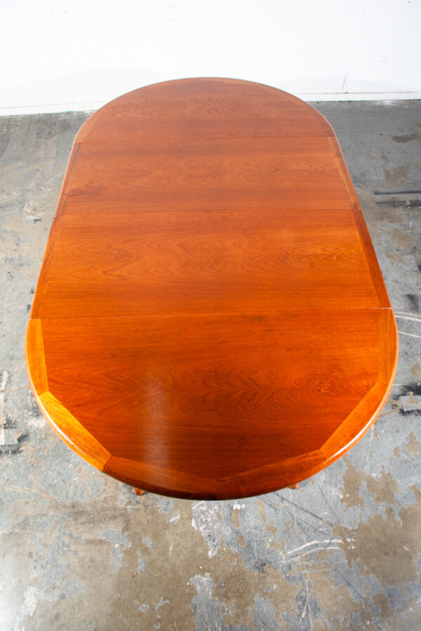 Mid Century Danish Modern Dining Table Benny Linden Teak Expanding Leaf x2 Round Denmark Expansion Oval - Image 5