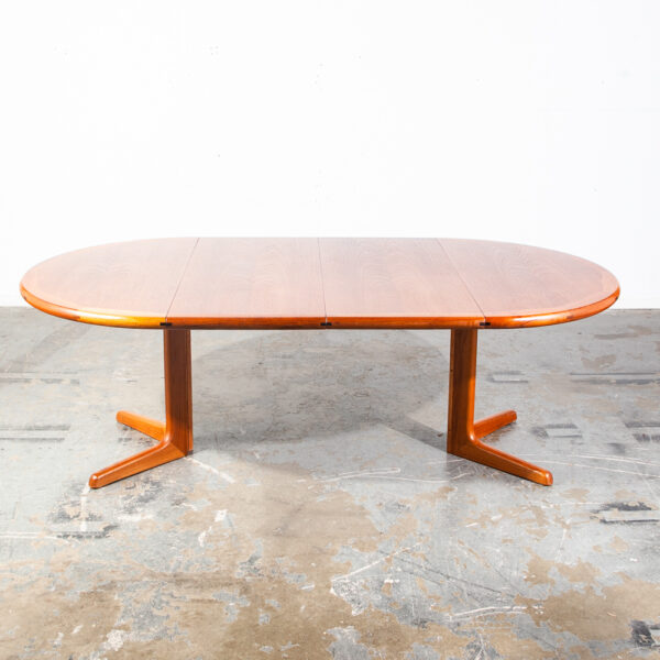 Mid Century Danish Modern Dining Table Benny Linden Teak Expanding Leaf x2 Round Denmark Expansion Oval - Image 9