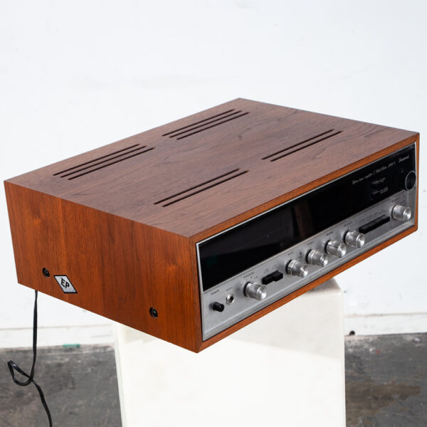 Vintage Sansui Reciever 2000X Solid State Wood Case Stereo Tuner Amplifier Amp Wood Walnut Case Working / Tested - Image 4