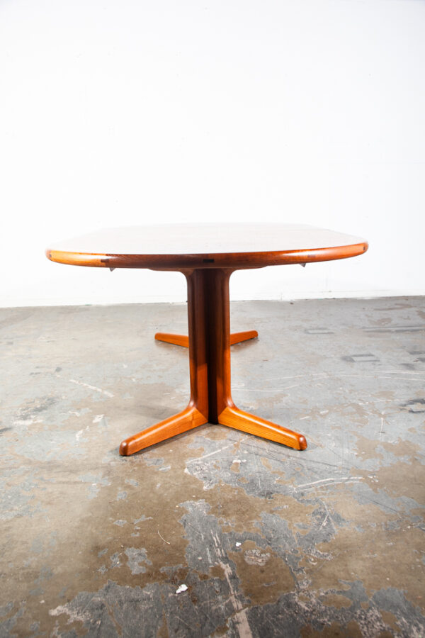Mid Century Danish Modern Dining Table Benny Linden Teak Expanding Leaf x2 Round Denmark Expansion Oval - Image 8