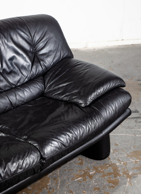 Mid Century Post Modern Leather Sofa Couch Settee Natuzzi Italy Black Full Grain Vintage Italian Modernist - Image 9