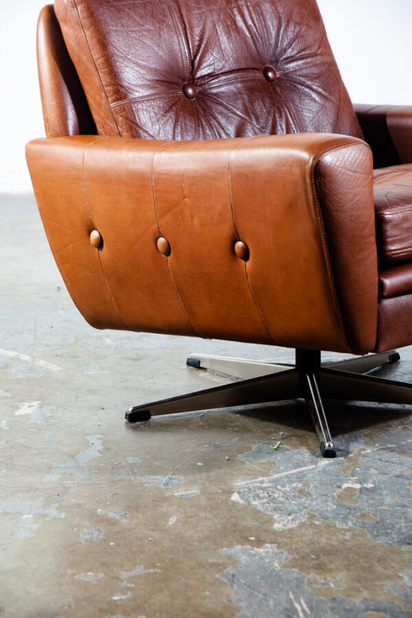 Mid Century Danish Modern Lounge Chair Svend Skipper Brown Tan Leather Cognac Swivel - Image 7