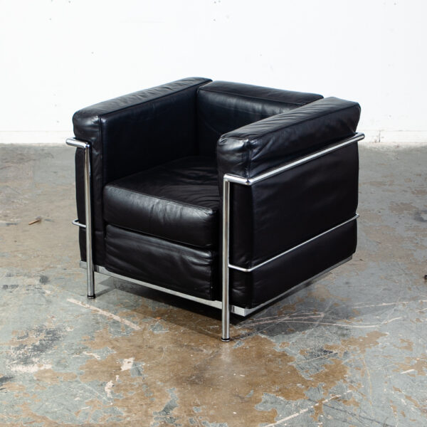 Mid Century Modern Lounge Chairs La Corbusier LC2 Black  Leather Alivar Italy Italian Cassina Danish Chrome Metal Petite Armchair - Image 6