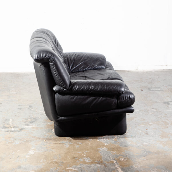 Mid Century Post Modern Leather Sofa Couch Settee Natuzzi Italy Black Full Grain Vintage Italian Modernist - Image 3