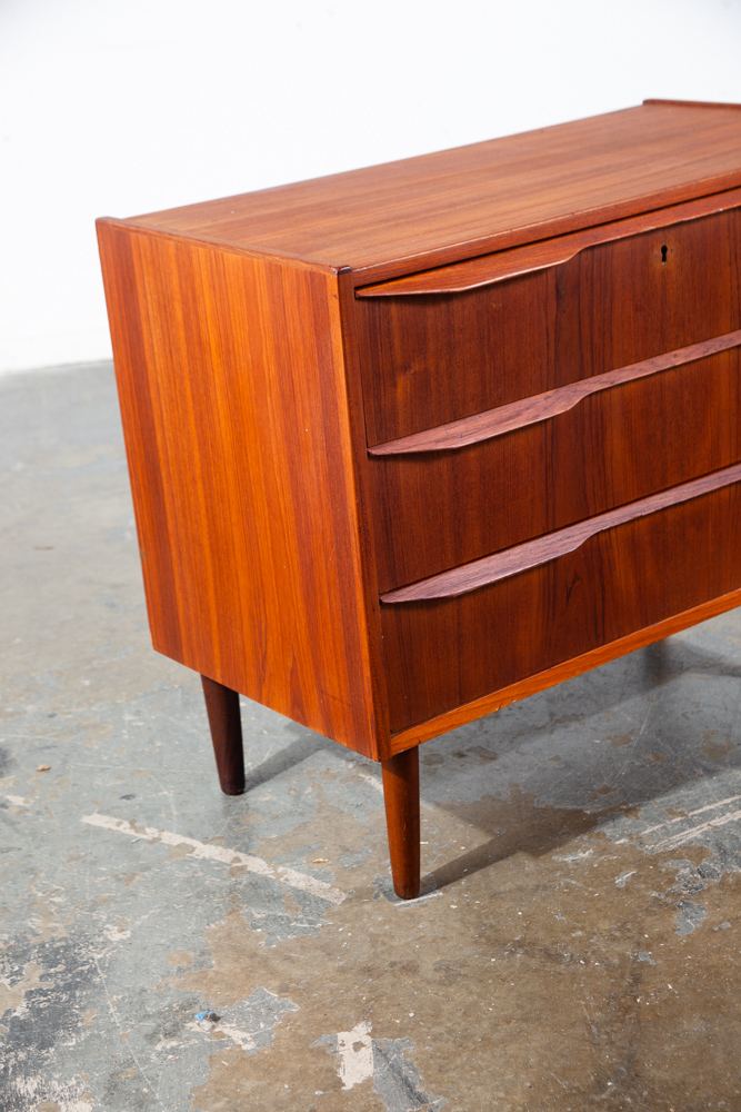 Mid Century Danish Modern Chest Drawers Dresser 3 drawer Solid Teak Wood Gunnar Nielsen Tibergaard Mcm Denmark - Image 7