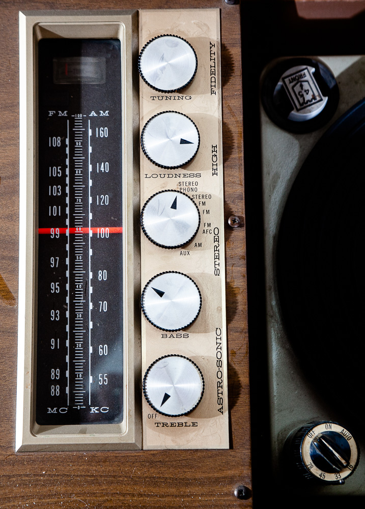 Mid Century Modern Stereo Console Magnavox Hifi Record Player Radio Tube Vintage Audiophile Zenith Grundig - Image 9