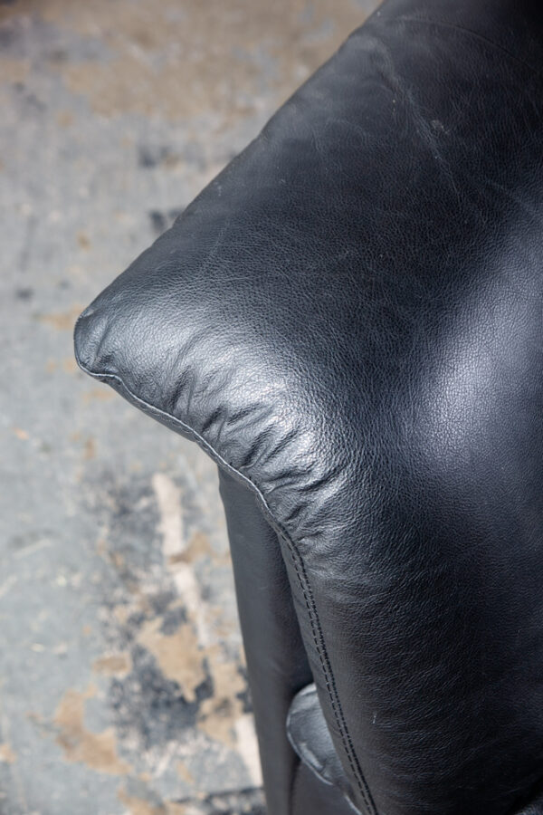 Mid Century Post Modern Leather Sofa Couch Settee Natuzzi Italy Black Full Grain Vintage Italian Modernist - Image 7