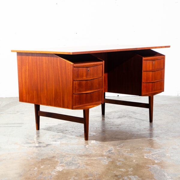 Mid Century Danish Modern Desk Executive Teak Floating Bar Drawers Denmark Mcm Locking Drawers - Image 2