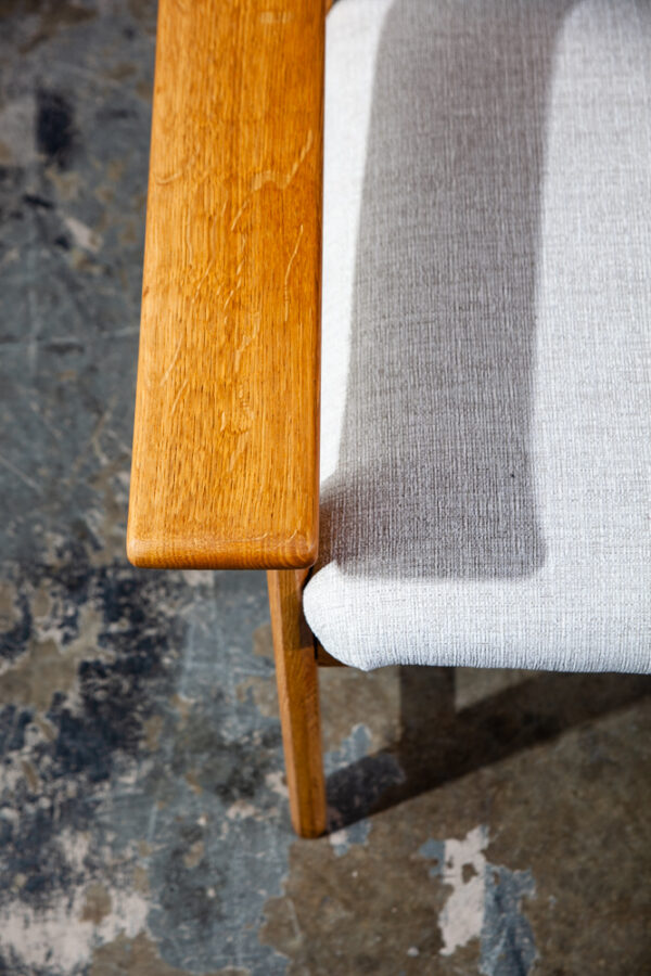 Mid Century Danish Modern Lounge Chair Henning Kjaernulf Oak Razor Armchair Off White Fabric Solid Wood - Image 8