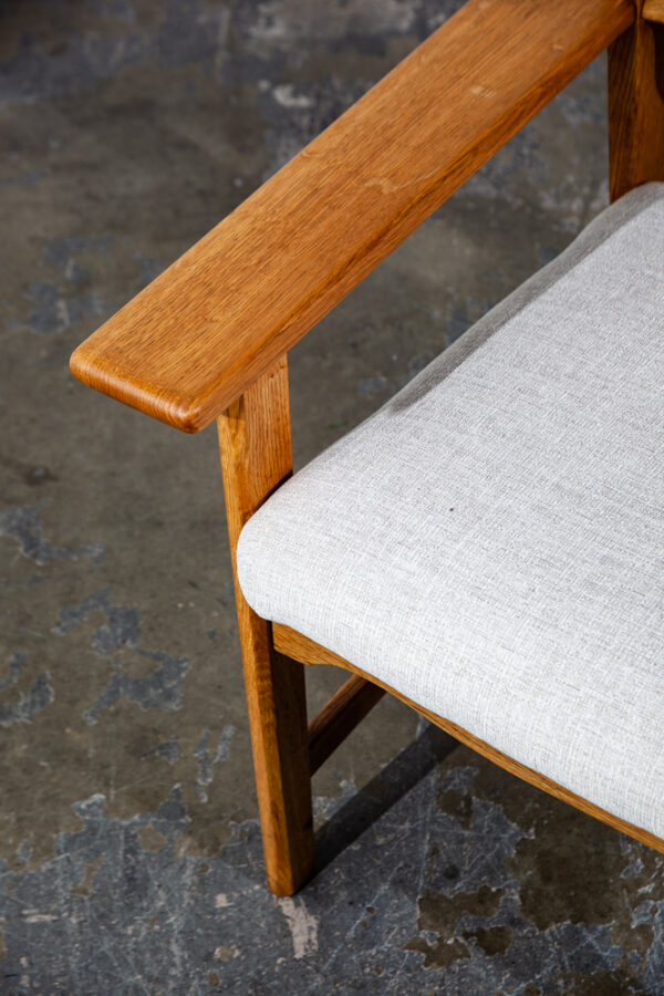 Mid Century Danish Modern Lounge Chair Henning Kjaernulf Oak Razor Armchair Off White Fabric Solid Wood - Image 11
