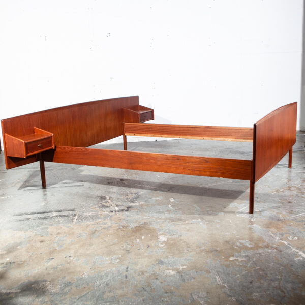 Mid Century Danish Modern Bed Frame Headboard Full Sz Size Solid Teak floating Nightstands Denmark - Image 8