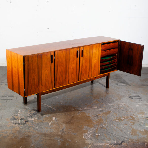 Mid Century Danish Modern Credenza Sideboard Brazilian Rosewood Axel Christiansen ACO Denmark Drawers Storage - Image 2