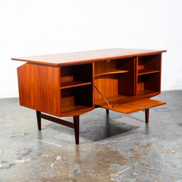 Mid Century Danish Modern Desk Executive Teak Floating Bar Drawers Denmark Mcm Locking Drawers - Image 6