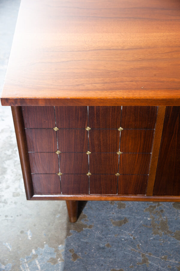 Mid Century Modern Cedar Chest Lane Lock Removed Walnut Vintage Blanket Storage Wood Locking  Bench - Image 9