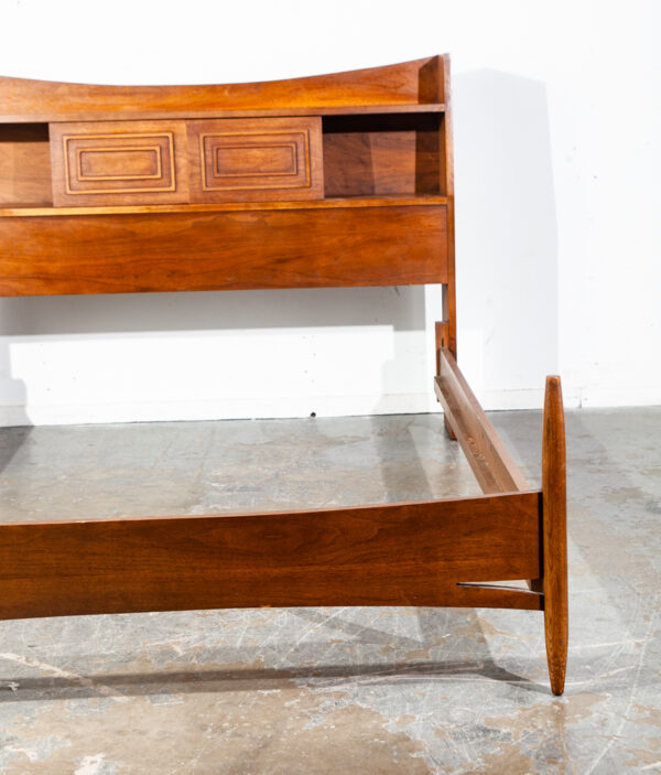 Mid Century Modern Headboard bed frame Full S Broyhill Sculptra Foot Board Mcm Walnut Brazilia - Image 9